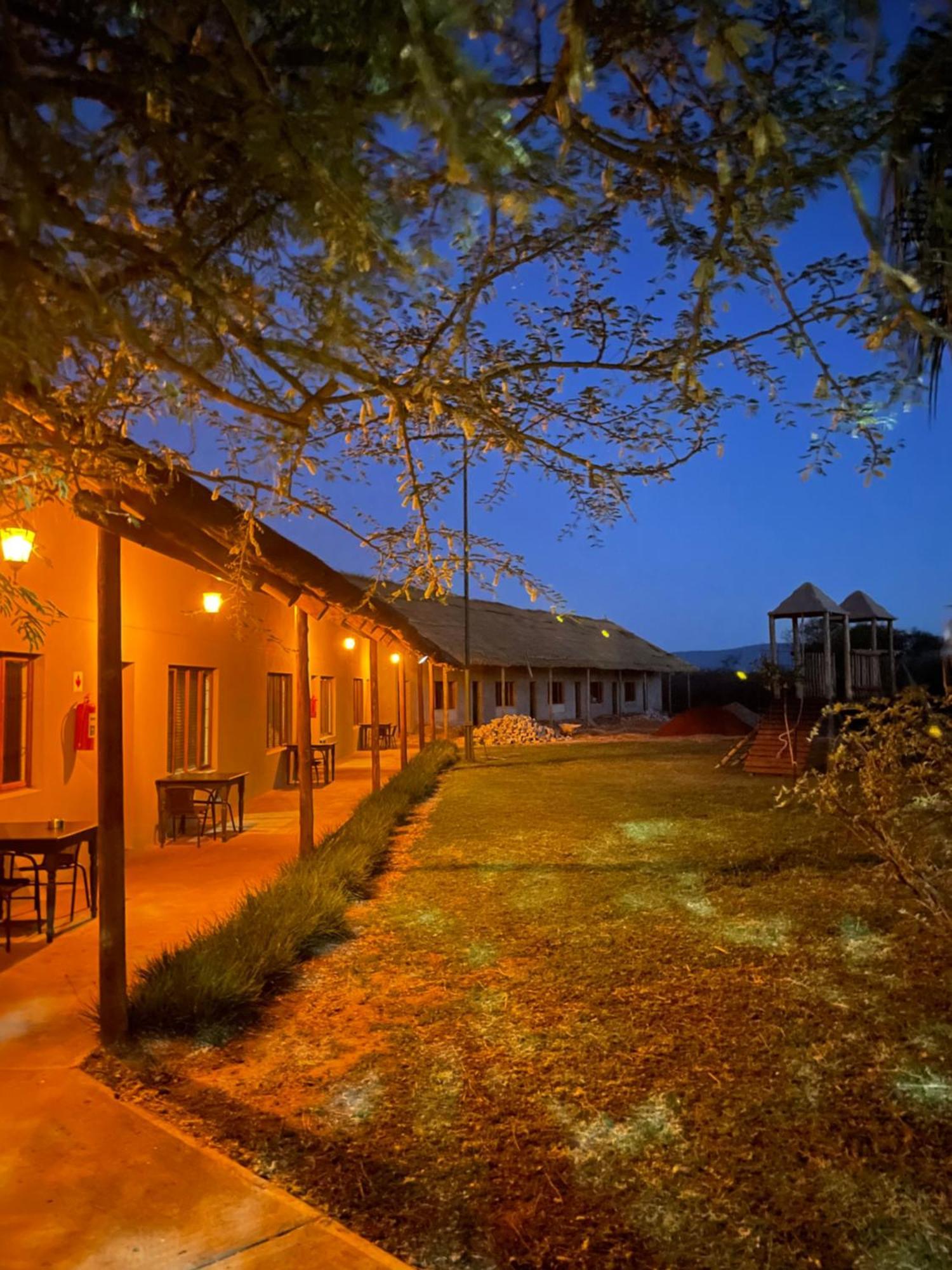 Iphofolo Lodge & Tented Camp Vivo Extérieur photo